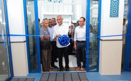 މާލޭގައި އަލަށް ބިނާކުރި މަސްޖިދުލް ޔޫސުފުލް ބަރުބަރީ ރައީސުލްޖުމްހޫރިއްޔާ ހުޅުއްވައިދެއްވައިފި