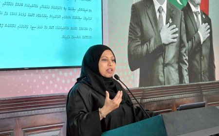 ޕީއެންސީ އަންހެނުންގެ ގޮފިން އައްޑޫ ސިޓީގެ ޑަބްލިއުޑީސީ ކެނޑިޑޭޓުންނާ ބައްދަލުކޮށްފި