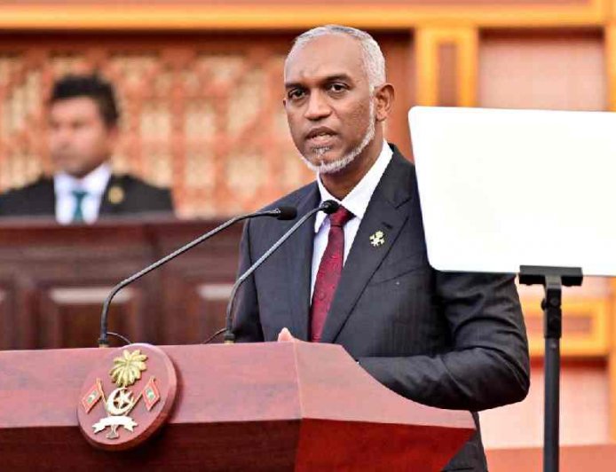 ނަމާދަށް ފަރުވާތެރި، އަދަބުވެރި މުޖުތަމަޢަކަށް ދިވެހި އުންމަތް ހެދުމަށް ރައީސް އިލްތިމާސްކުރައްވައިފި