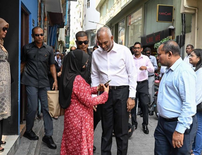 ފޯރިއާއެކު ކުރިއަށްދާ ޕީއެންސީގެ "ދޮރުން ދޮރަށް" ހަރަކާތްތަކަށް ރޯދަމަހުވެސް ބޮޑު ތަރުޙީބެއް!