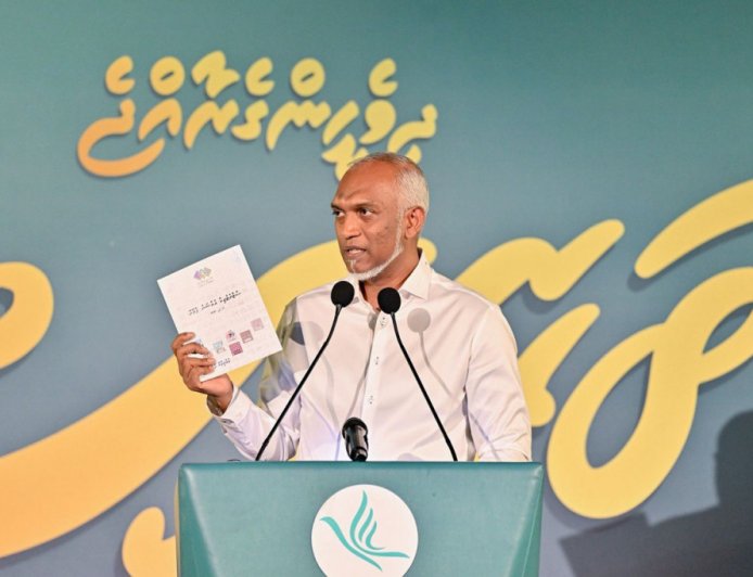 ސަރުކާރާ ދެކޮޅު ކައުންސިލްތަކުގެ ސަބަބުން 57 ރަށެއްގެ ތަރައްގީވަނީ މަޑުޖެހިފައި: ރައީސް