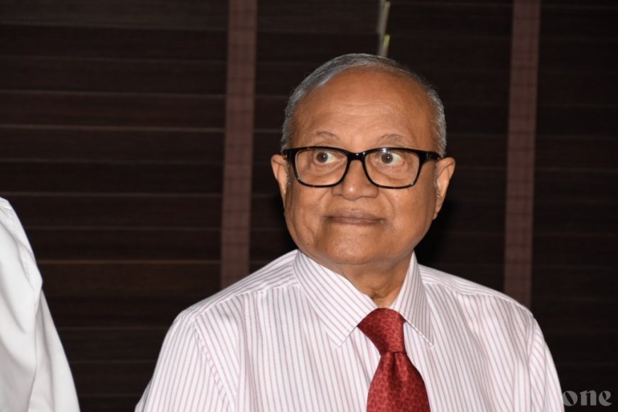 މާދަމާއަކީ ރަމަޟާން މަހުގެ ފުރަތަމަ ދުވަސް ކަމަށް މައުމޫން ވިދާޅުވެއްޖެ