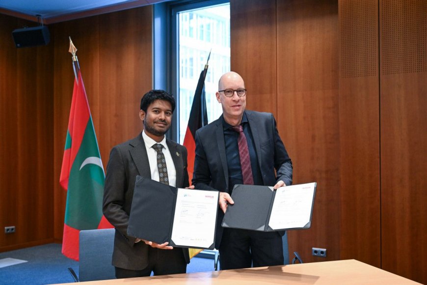 ރާއްޖެ އަންނަ ޖަރުމަންވިލާތުގެ ފަތުރުވެރިން އިތުރުކުރަން އެއްބަސްވުމެއްގައި ސޮއިކޮށްފި