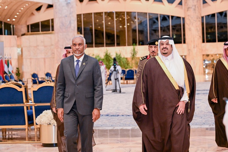 އިސްލާމީ ޤައުމުތަކުގެ އިސްވެރިންނަަށް ރައީސް ތަހުނިޔާ އަރިސްކުރައްވައި