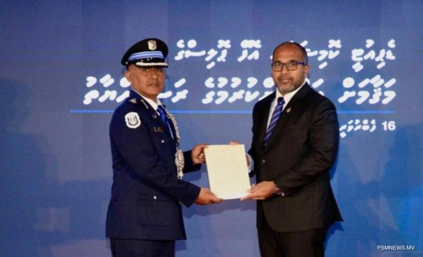   ފުލުހުންގެ މުއައްސަސާ ހިންގުން ވަގުތީގޮތުން ޑެޕިއުޓީ ކޮމިޝަނަރު ފަރުހާދާ ހަވާލުކޮށްފި