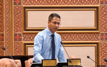 ރައީސް މުއިއްޒު ވެރިކަން ކުރައްވަނީ ދުވަހަކުވެސް ވެރިއަކު ވެރިކަން ނުކުރާހާ ރަނގަޅަށް: އިއްބެ