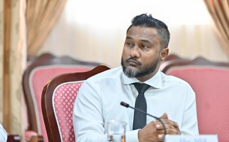 އައްޑޫގެ ތަރައްޤީއަށް އެމްޑީޕީން ދެއްކި ހުވަފެންތައް ވީ ބިލާހަކަށް: އެމްޕީ ސިނާ