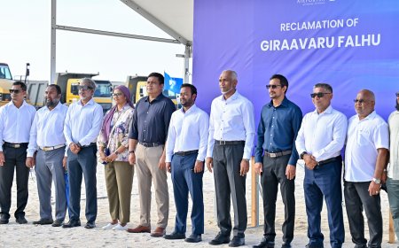 ގިރާވަރުފަޅުގެ ބިންހިއްކުމުގެ މަޝްރޫޢުގެ ޢަމަލީ މަސައްކަތް ކުރިއަށްދާ ގޮތް ރައީސް ބައްލަވާލައްވައިފި