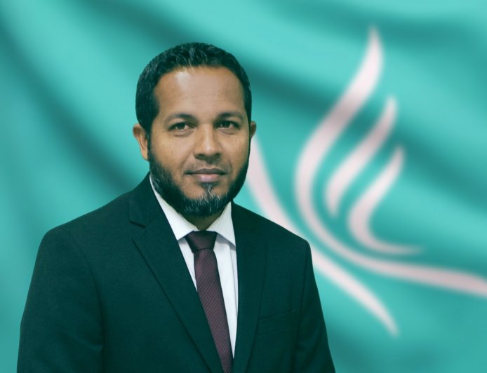 ސަރުކާރުގެ މެނިފެސްޓޯ ތަންފީޒުކުރާނެ ކައުންސިލެއް ފުވައްމުލައް ސިޓީގައި އޮތުން މުހިއްމު: ޢަބްދުﷲ ރާޒީ