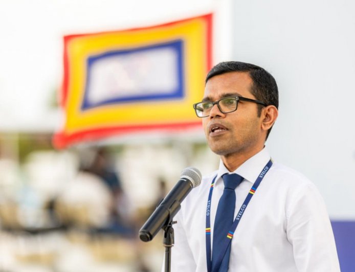 އިންތިޚާބުތައް އެއްކޮށް ބޭއްވުމުން ދައުލަތުގެ ބާރުތަކުގެ ދެބަސްވުންތައް ކުޑަކުރެވޭނެ: ހުސެއިން ފަހުމީ