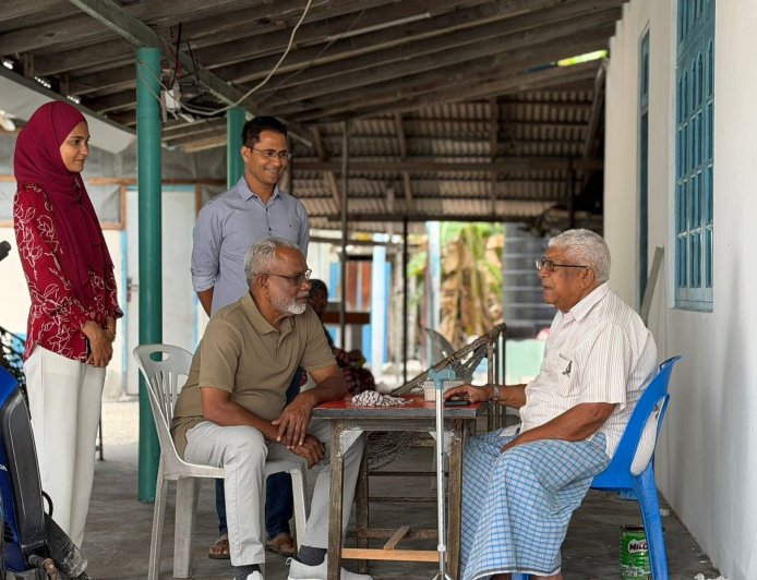 ފުވައްމުލައް ސިޓީ ދޫނޑިގަން ދާއިރާގެ ޕީއެންސީ "ދޮރުން ދޮރަށް" ހަރަކާތުގައި މަޖިލީހުގެ ރައީސް ބައިވެރިވެވަޑައިގެންފި