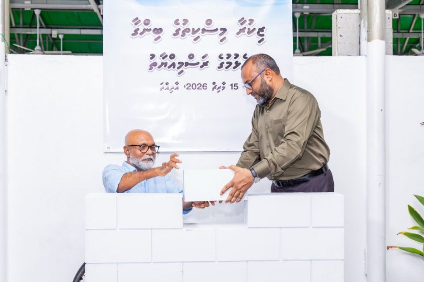 ޒިކުރާ މިސްކިތް ހުރި ބިމުގައި ބިނާކުރާ އާ މިސްކިތުގެ ބިންގާ އަޅައިފި