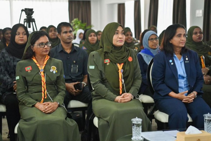 ގުރައިދޫގައި ހުންނަ ޚާއްޞަ އެހީއަށް ބޭނުންވާ މީހުންގެ މަރުކަޒުގައި ބޭއްވި ޢީދު ހަރަކާތުގައި މެޑަމް ސާޖިދާ ބައިވެރިވެވަޑައިގެންފި