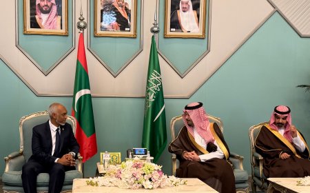 ރައީސްގެ ދެކަނބަލުން، ޢުމްރާގެ އަޅުކަން އަދާކުރެއްވުމަށް ސަޢޫދީ ޢަރަބިއްޔާއަށް ވަޑައިގެންފި