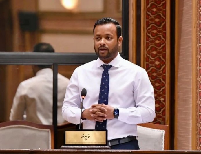 މެދުއިރުމަތީގެ ހަނގުރާމައާ ގުޅިގެން ކޮންސްޓްރަކްޝަން ސާމާނުގެ ދަތިކަމަށް ހައްލު ހޯދަނީ