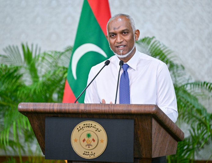 މަސައްކަތްތެރީންގެ ޙައްޤުތައް ރައްކާތެރިކޮށްދީ، މަސައްކަތްތެރިކަން ކުރިއެރުވުމުގައި ސަރުކާރުން ގެންގުޅެނީ ވަށައިޖެހޭ ޢަދުލުވެރި ސިޔާސަތެއް: ރައީސް