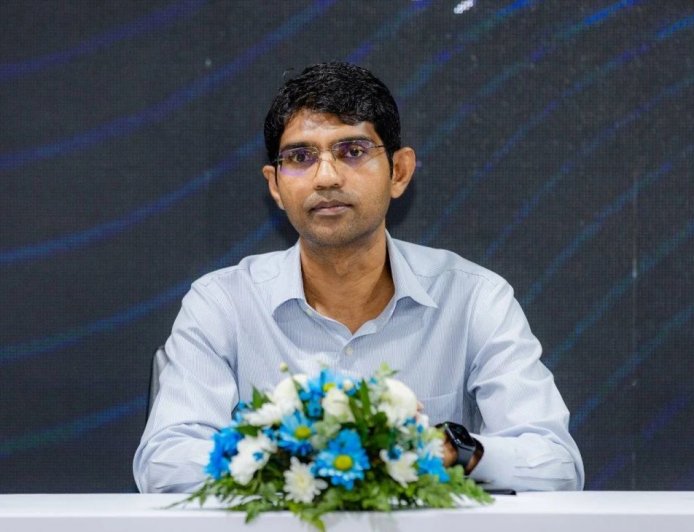 ސްޓެލްކޯގެ މެނޭޖިން ޑިރެކްޓަރުގެ މަޤާމަށް ޑރ. އަޒްވަރު އައްޔަންކޮށްފި