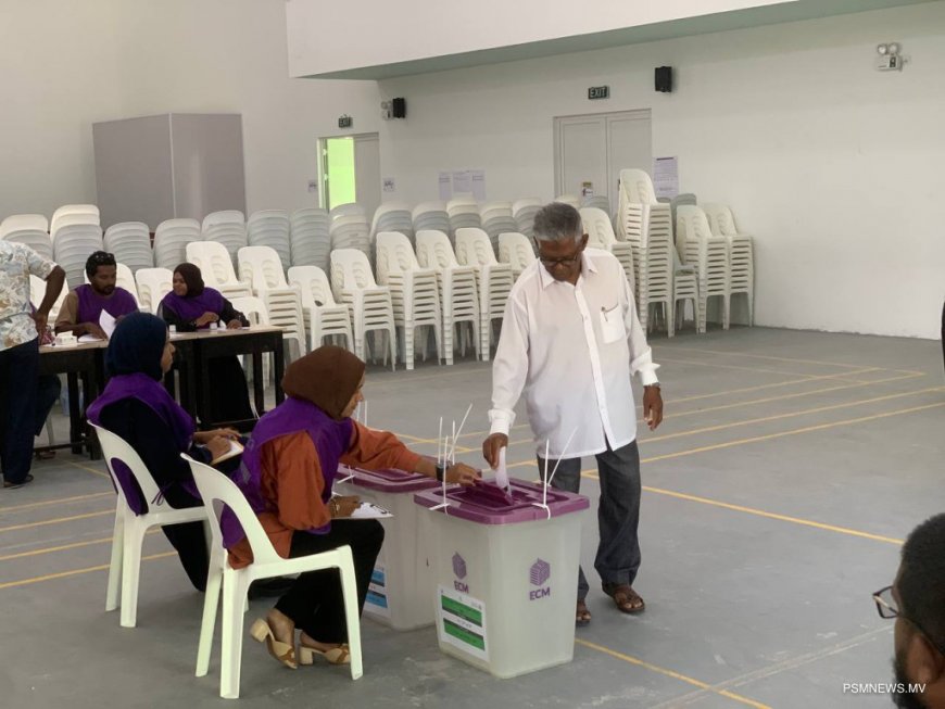 ފުވައްމުލައް ސިޓީގައި ވޯޓުލުން ފަށައިފި