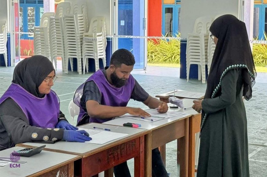 މެންދުރު 2 ޖެހުމާ ހަމައަށް ވޯޓުލި މީހުންގެ ނިސްބަތް 55 އިންސައްތައަށް އަރައިފި