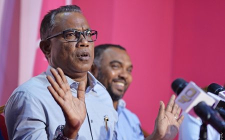 ރައީސް މުޢިއްޒުގެ އިތުބާރު ނެތްކަމުގެ ވޯޓެއް ނުނެގޭނެ، އެ ފުރުޞަތެއް ނުދޭނަން: ޢަބްދުއްރަޙީމް