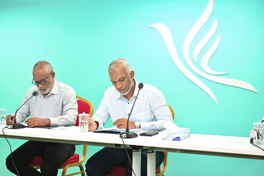 ރައީސް މުޢިއްޒާ ދެކޮޅަށް ޕީއެންސީ ސެނެޓުން ނިންމުމެއް ނިންމިކަމަށް ބުނެ "އަދަދު" ނޫހުން ފެތުރީ ދޮގު ޚަބަރެއް!