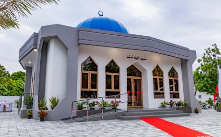އައްޑޫސިޓީ ހުޅުދޫގައި ބިނާކުރި މިސްކިތް ހުޅުވައިފި
