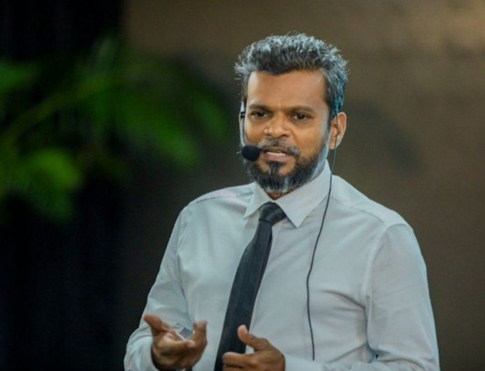 އިލެކްޝަންސް ކޮމިޝަނުގެ ރައީސްކަމަށް ޝަކީލް އައްޔަންކުރެއްވުމަށް މަޖިލީހަށް ފޮނުއްވައިފި