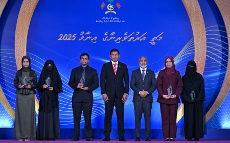 "މަތީ އަރުތަވެރިންގެ އިނާމު 2025" ގެ ތިންވަނަ ދަންފަޅި ރައީސުލްޖުމްހޫރިއްޔާގެ ނައިބު ޝަރަފުވެރިކޮށްދެއްވައިފި