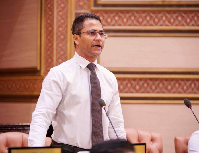 މިދިޔަ ސަރުކާރުން ފެށި އެއްވެސް މަޝްރޫއެއް މި ސަރުކާރުން ހުއްޓުވާފައެއް ނުވާނެ: މެންބަރު އިއްބެ