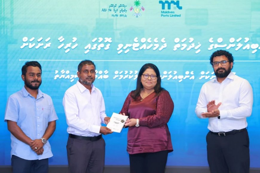 އިތުރު 17 ރަށަކަށް އައު އެމްބިއުލަންސް ފޮނުވައިފި