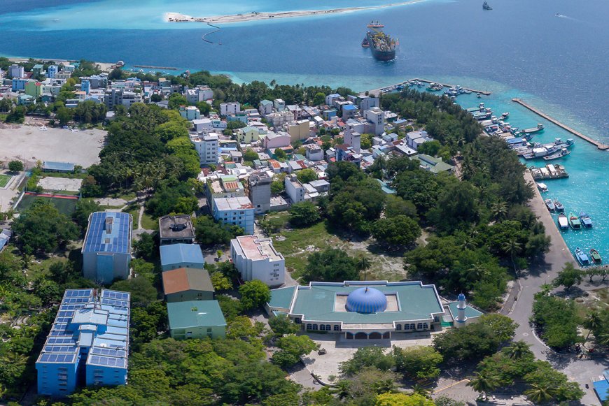 ވިލިމާލޭގައި ދެ ގްރޫޕެއްގެ މެދުގައި މާރާމާރީއެއް ހިންގައި 4 މީހަކަށް އަނިޔާވެއްޖެ