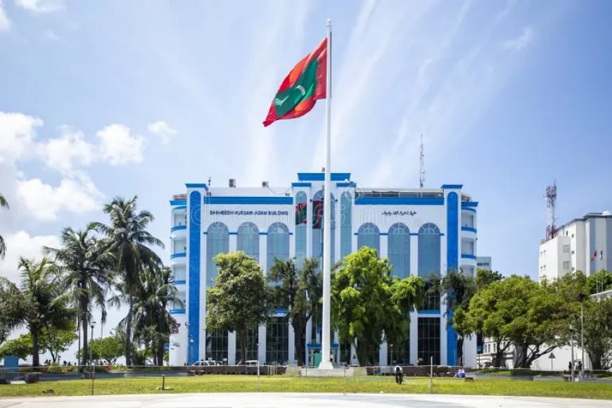 ޤަޠަރުގެ ކުރީގެ އަމީރު އަވަހާރަވުމުން  ދިވެހި ދިދަ ބައިދަނޑިއަށް ތިރިކޮށްފި