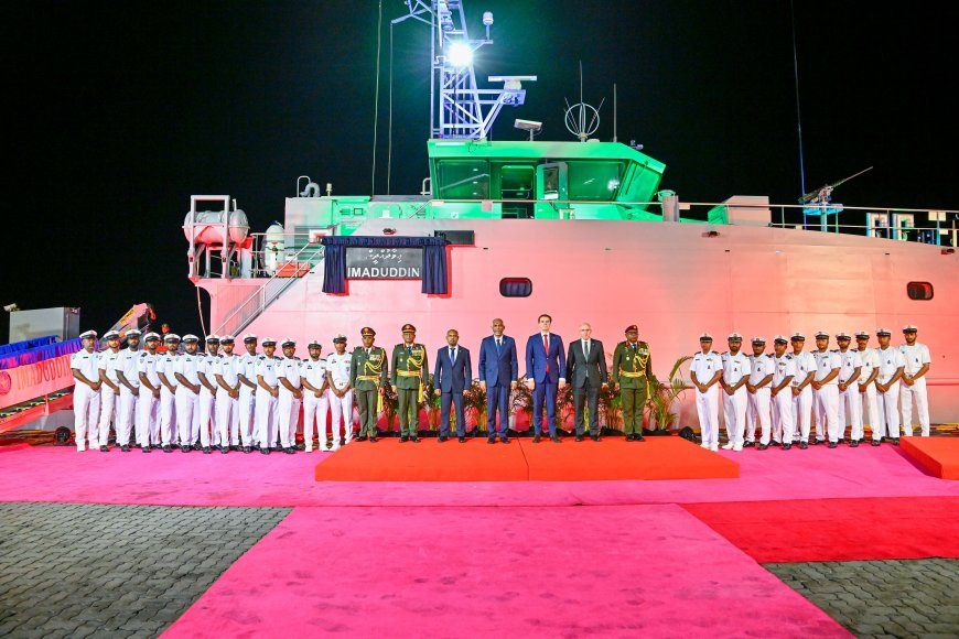 އޮސްޓްރޭލިއާ ސަރުކާރުން ހަދިޔާކުރި އަސްކަރީ މަނަވަރު "ޢިމާދުއްދީން" ރައީސުލްޖުމްހޫރިއްޔާ ކޮމިޝަންކޮށްދެއްވައިފި