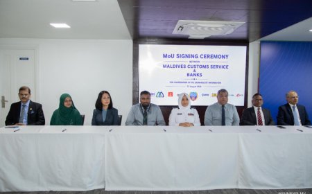 ޒަރޫރީ މުދާ އެތެރެކުރާ ފަރާތްތަކަށް ޑޮލަރު ފޯރުކޮށްދިނުމަށް ވެރިފިކޭޝަން ނިޒާމެއް ގާއިމުކުރުމަށް ކަސްޓަމްސް އާއި ބޭންކުތަކާ ދެމެދު އެއްބަސްވުމެއްގައި ސޮއިކޮށްފި