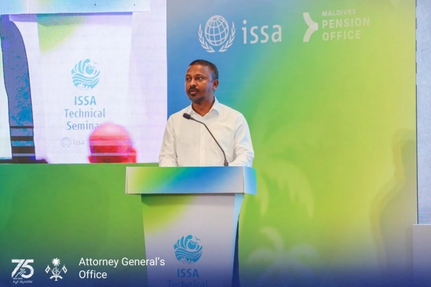 ބަންޑާރަނައިބުގެ އޮފީހުން "އެނގުމަކީ ބާރެއް" ކެމްޕޭން އިފްތިތާޙުކޮށްފި