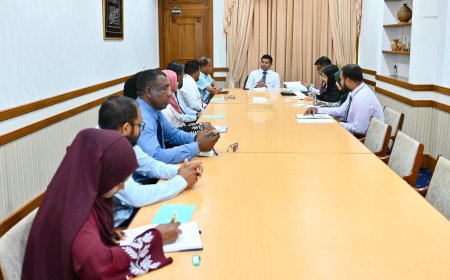 ރައީސުލްޖުމްހޫރިއްޔާގެ ނައިބު ހދ. ނޮޅިވަރަންފަރު ކައުންސިލާ ބައްދަލުކުރައްވައި އެރަށުގެ ތަރައްޤީގެ މުހިންމު ކަންކަމާ ގުޅޭގޮތުން މަޝްވަރާކުރައްވައިފި