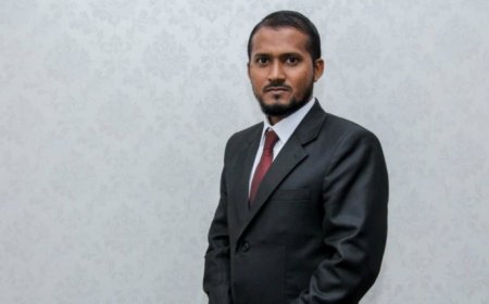 ހައިކޯޓުގެ ފަނޑިޔާރު އިބްރާހީމް މާހިރު މަގާމުން ވަކިވެވަޑައިގެންފި