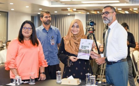 ވިހާ ތުއްތުކުދިންނަށް ދޭ ފަރުވާގެ ފެންވަރު މަތިކުރުމަށް "ނިއޯކެއަރ 2026" ކޮންފަރެންސް ފަށައިފި