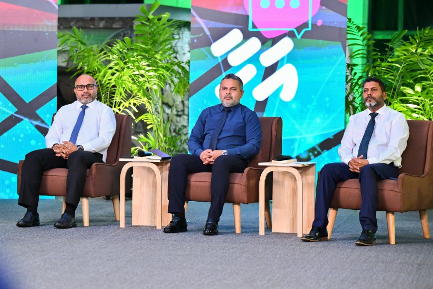 ހާމަކަން ބޮޑު ގޮތެއްގައި ސަރުކާރުގެ ޖަވާބުދާރީވުން އިތުރުކުރުމަށް ބާއްވާ "އަހާ" ފޯރަމް ބާއްވައިފި