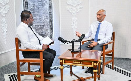 ރަސްމާލެ މަޝްރޫޢަކީ ދިވެހިންގެ މިނިވަންކަން ކަށަވަރުކުރެވިގެން، ޤާނޫނީ އޮނިގަނޑުގެ ތެރެއިން ހިންގޭނެ މަޝްރޫޢެއް: ރައީސް