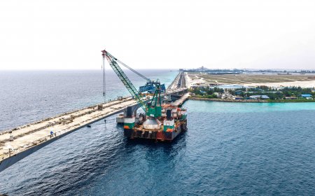 ވިލިމާލެ އާއި ގުޅިފަޅު ބްރިޖުން ގުޅާލައިފި