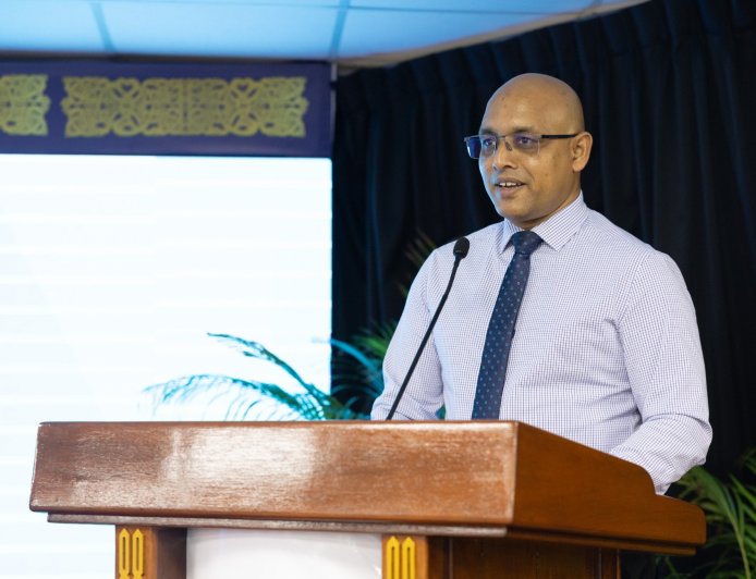 ސްމާޓް އައިޑީ ކާޑު ތަޢާރަފުކޮށް، ސޮވްރިން ކްލައުޑް ޑޭޓާ ސެންޓަރެއް ޤާއިމުކުރަނީ
