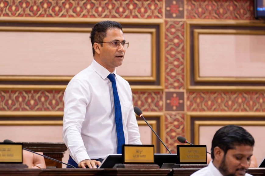 ގައުމު ކުރިއަރައިދާނީ ކޮރަޕްޝަން ނައްތާލައިގެން، މާޒީގައި ވަކި ބަޔަކު ވަނީ ނުހައްގުން މުއްސަނދިކަން ހޯދާފައި: މެންބަރު އިއްބެ